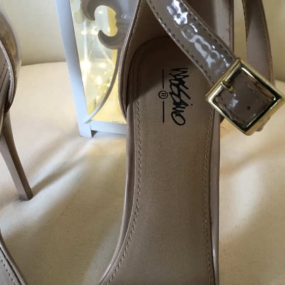 Mossimo from Target - Picture 8 of 15